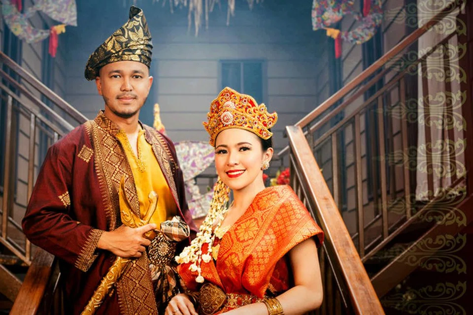 Hazwan Haziq Rosebi (kiri) dan Baby Shima berkongsi minat yang sama dalam memajukan irama tradisional Melayu lantas bekerjasama dalam lagu ‘Pujuk’.