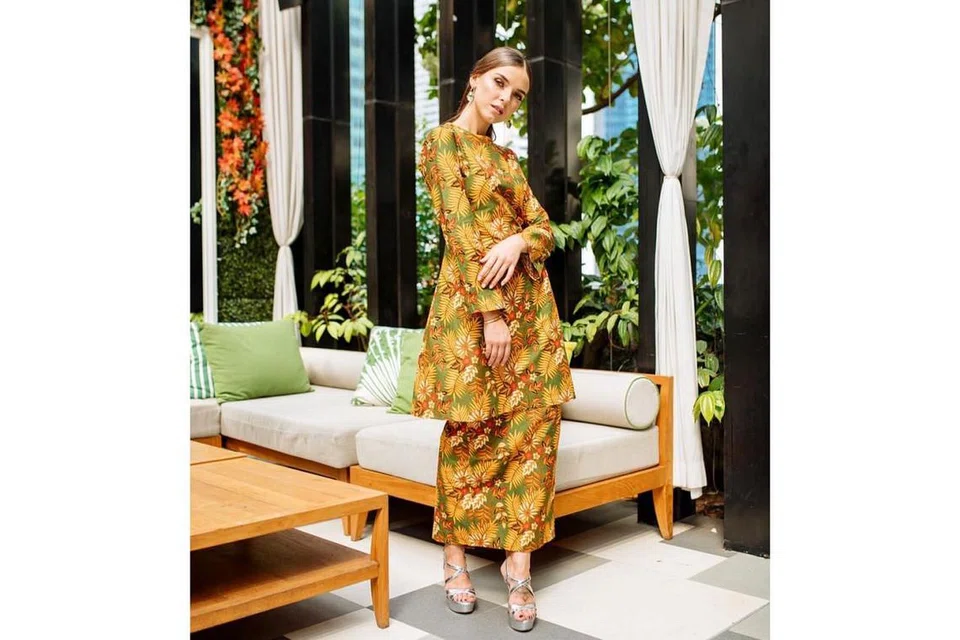 TRADISIONAL BERTEMU MODEN: Koleksi Raya dari Mannequin.e by fatin amira menggabungkan unsur tradisional dan moden, sesuai dengan wanita Melayu zaman ini. - Foto MANNEQUIN.E BY FATIN AMIRA