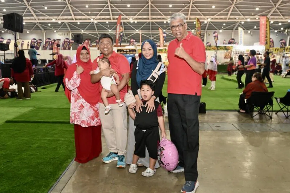 sukarelawan, vision 21, pesta kesihatan