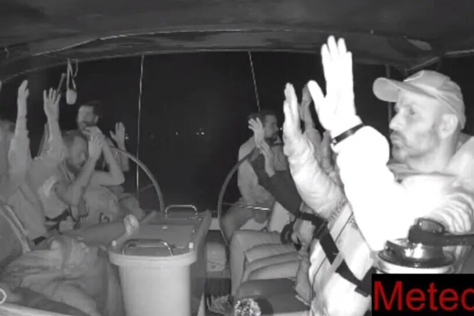 Gambar tangkap layar daripada video siaran langsung Global Sumud Flotilla menunjukkan detik kapal dinaiki aktivis misi pelayaran untuk menghantar bantuan ke Gaza, Palestin, itu dipintas dan ditahan secara tidak sah oleh tentera Israrel di perairan antarabangsa ketika semakin menghampiri perairan Gaza, pada 2 Oktober lalu.