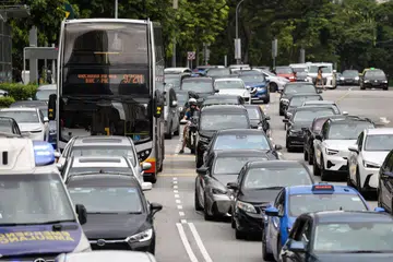 Kadar Pertumbuhan Kenderaan (VGR) untuk kereta dan motosikal akan dikekalkan pada sifar peratus setahun, manakala VGR untuk kenderaan barangan dan bas akan kekal pada 0.25 peratus setahun dari 1 Februari 2025 hingga 31 Januari 2028.