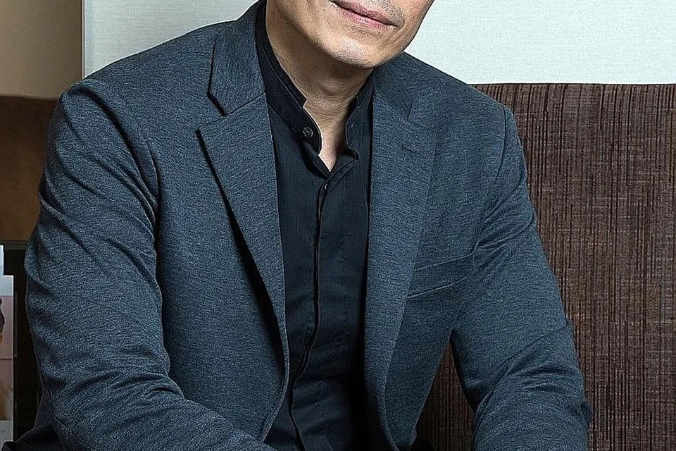 DR DEREK KOH: Andropaus merupakan perkembangan semula jadi kian seseorang meningkat usia. Andropaus juga ada kaitan dengan masalah osteoporasis dan penyakit jantung.