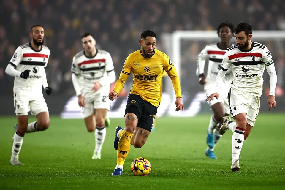 Manchester United berjaya mendapatkan pemain sayap Wolves, Matheus Cunha (tengah), daripada Wolves pada awal musim perpindahan. Kini bergandingan dengan Bryan Mbeumo, Amad Diallo dan Bruno Fernandes, Cunha dianggap sebagai salah satu ‘watak utama’ dalam usaha membangkitkan United.