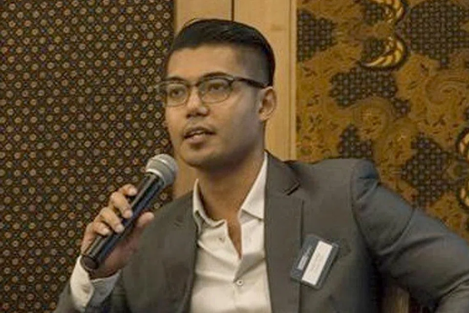 PELUANG BAGI SINGAPURA BINA KEUPAYAAN: Usaha Singapura membangun ekosistem teknologi diteruskan dengan tawaran pas kerja khas bagi karyawan paling berkebolehan dalam sektor itu untuk bekerja di sini bermula tahun depan. Penggiat industri Encik Wahab, Encik Fadli (atas) dan Cik Khalishah, sependapat langkah itu akan membuka lebih banyak peluang bagi Singapura dan juga mewujudkan peluang latihan yang diperlukan bagi pekerja di sini, terutama yang baru lulus pengajian. - Foto ihsan FADLI SIDEK, KHALISHAH NADHIRAH ABU BAKAR; Foto fail