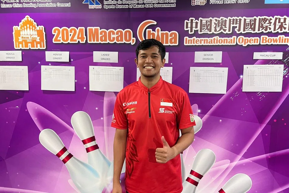 Pemain boling Singapura, Nu’man Syahmi Yusri, meraih pencapaian podium antarabangsa pertamanya setelah mendapat tempat ketiga dalam acara Terbuka Lelaki di Terbuka Antarabangsa Macau-China pada 30 Jun. 