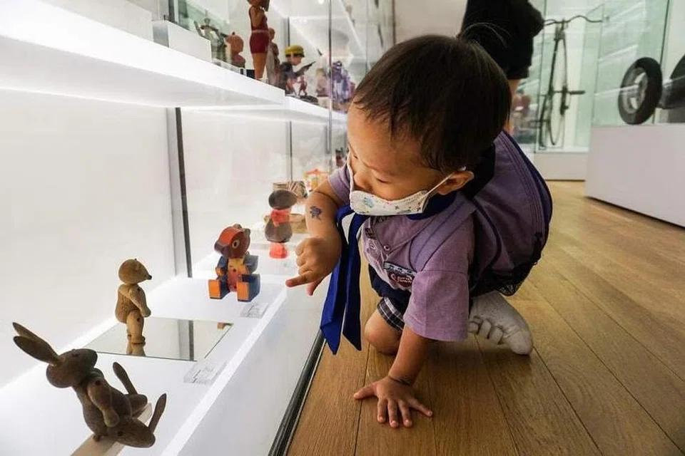 MUZIUM MAINAN: Perkenalkan anak-anak anda kepada mainan zaman dahulu, yang sebahagiannya sudah berusia lebih satu abad.