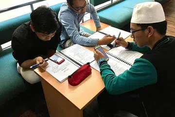 SESUAI UNTUK SEMUA PERINGKAT: Institut Pengajian Tinggi Al-Zuhri menawarkan program pengajian Islam di peringkat Sijil, Diploma, Diploma Lanjutan, Sarjana Muda dan Pasca Sarjana. - Foto-foto INSTITUT PENGAJIAN TINGGI AL-ZUHRI 