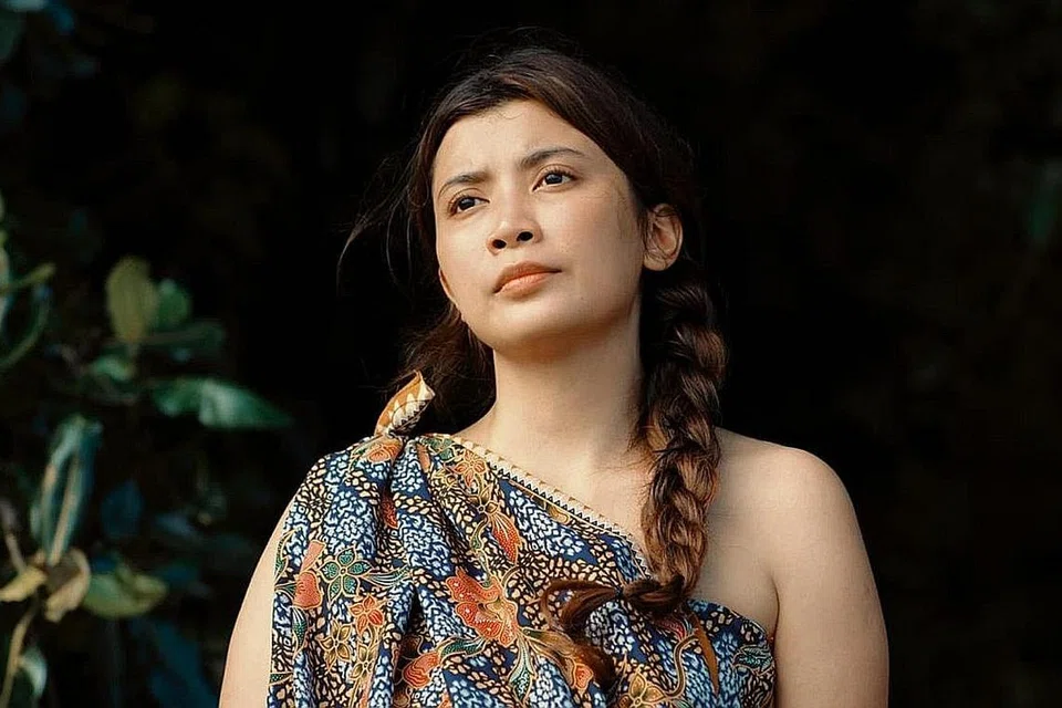 SHENTY FELIZIANA: Berharap 'Dilema Dania' sedikit sebanyak dapat pupuk kesedaran ramai tentang kondisi yang dipanggil 'Gangguan Tekanan Pasca-Traumatik' yang dialami watak Dania yang dijayakannya. - Foto POETRY IN MOTION
