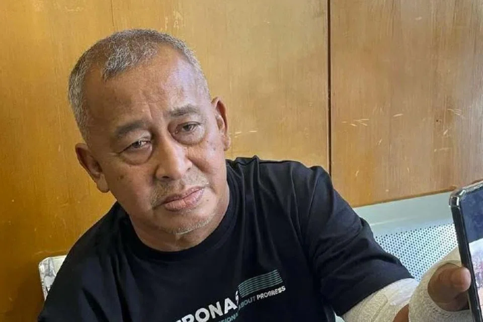 Encik Zainudin Abdul Halim berkata beliau terdengar bunyi letupan dan rumahnya di Kampung Kuala Sungai Baru, Selangor disebabkan letupan paip gas di  Putra Heights, Subang Jaya, Selangor.