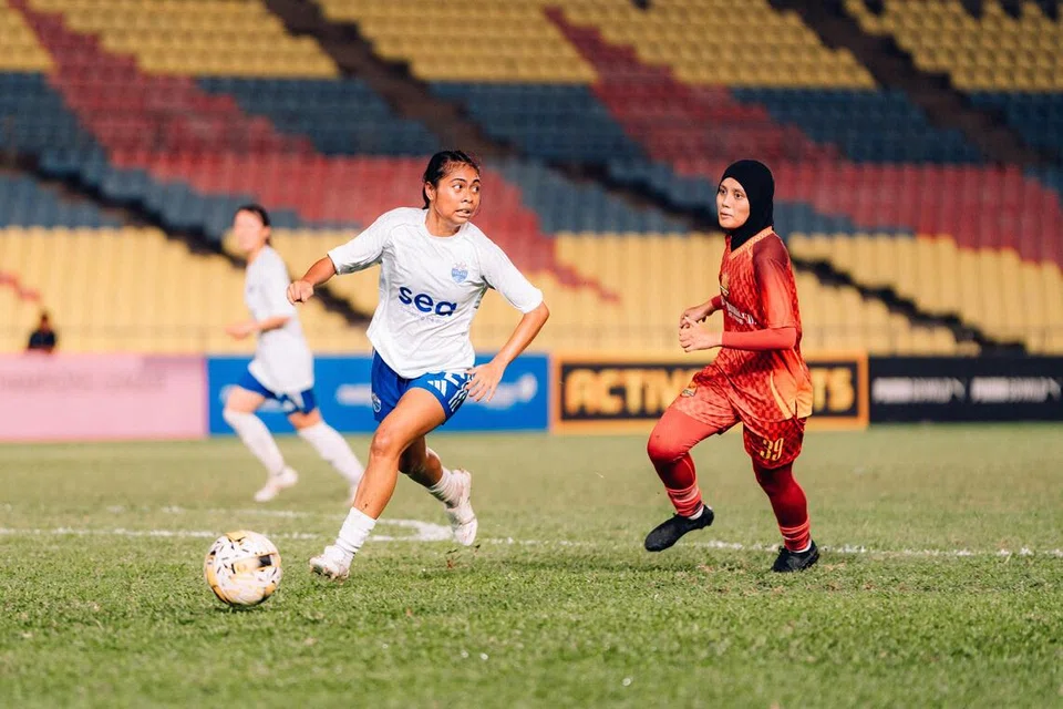 Lion City Sailors cipta sejarah pada 28 Ogos apabila jadi pasukan pertama dari Singapura berjaya layak ke peringkat kumpulan Liga Juara-Juara Wanita Konfederasi Bola Sepak Asia. Sailors hanya perlu menang ke atas tuan rumah Kelana United untuk sahkan kedudukan teratas Kumpulan C dan mereka menang 3-1 di Stadium Hang Jebat, Melaka.