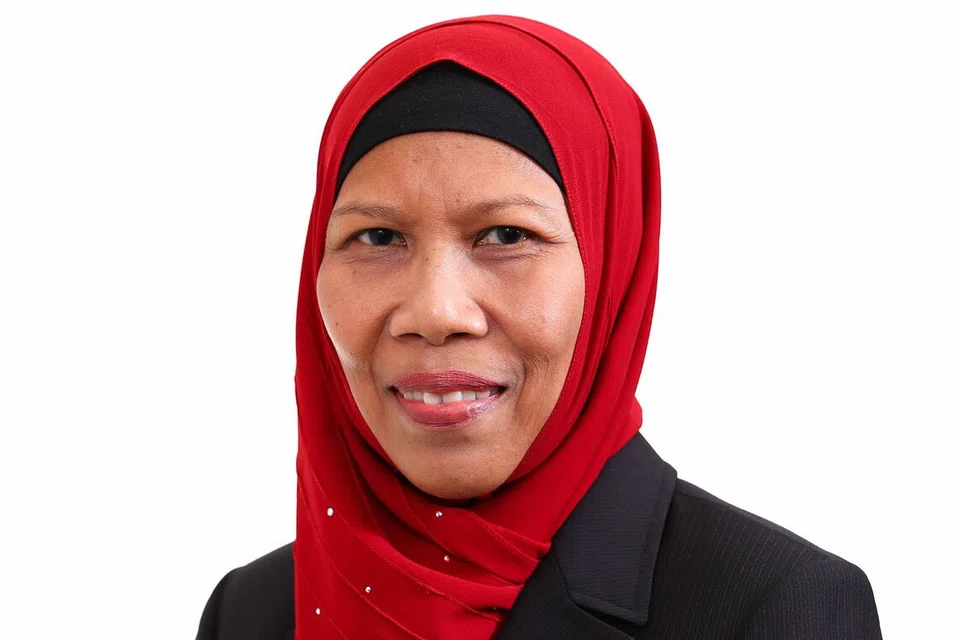 Cik Rafidah Suparman pula bakal menjadi wanita pertama menyandang jawatan baharu sebagai Penolong Ketua Eksekutif MUIS bermula 1 Oktober ini. 