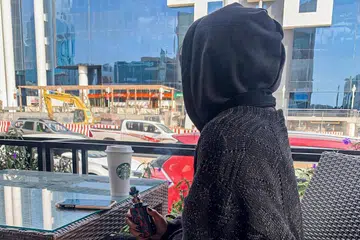 Lebih ramai wanita merokok di tempat awam di Saudi