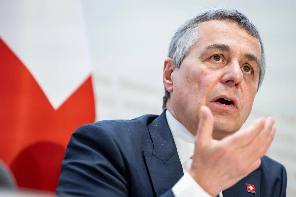 Menteri Luar Switzerland, Encik Ignazio Cassis, memberitahu satu sidang akbar bahawa sidang kemuncak itu akan membincangkan kebimbangan antarabangsa yang meluas, seperti keperluan untuk keselamatan nuklear dan makanan, kebebasan pelayaran, serta isu kemanusiaan, seperti tawanan perang.