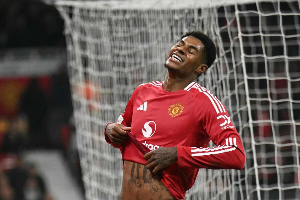 Ramai penyokong Manchester United semakin bosan dengan prestasi hambar Marcus Rashford setakat ini dalam musim 2024/25 dan sikapnya  yang seolah-olah enggan mencuba dan memberikan 100 peratus untuk pasukannya apabila di padang.