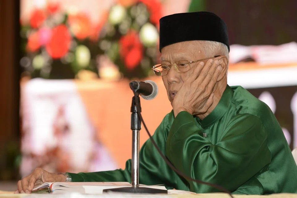 Allahyarham Mohd Fadzuli juga pernah menjadi hakim Majlis Tilawah Al-Quran Belia-Belia Asean di Bangkok, Thailand. Selama lebih tiga dekad Allahyarham diundang menjadi antara juri hakim Majlis Tilawah Al-Quran (MTQ) di Singapura. Gambar diambil ketika Allahyarham diundang dalam majlis sambutan ulang tahun ke-50 Majlis Tilawah & Tahfiz Al-Quran di Singapura pada tahun 2018.