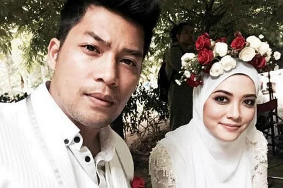 KISAH CINTA TEMAN KARIB: Drama bersiri Sha Dan Shah, yang diterajui pelakon Kamal Adli (kiri) dan Syatilla Melvin, kini mempunyai ramai pengikut di Malaysia. - Foto FACEBOOK SYATILLA MELVIN