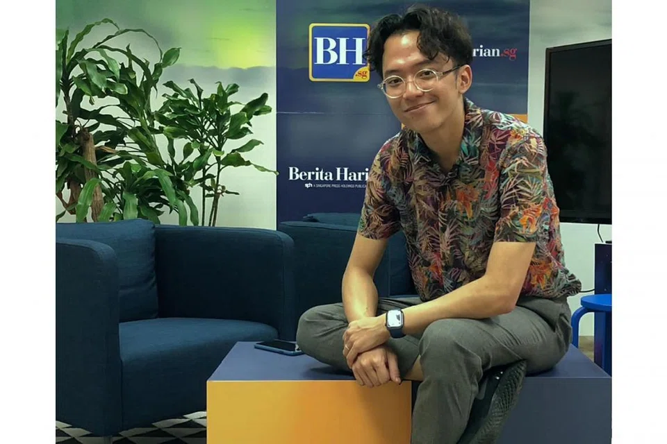 SAHUT CABARAN BARU: Sezairi Sezali seronok bereksperimen dengan gabungan irama 'retro' dan muzik elektronik futuristik bagi lagunya demi memenuhi cita rasa pendengar masa kini yang mendambakan kelainan dengan sentuhan nostalgia. - Foto BM oleh HARYANI ISMAIL 