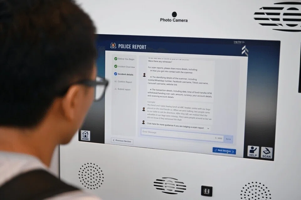 Singapura, chatbot, police, polis
