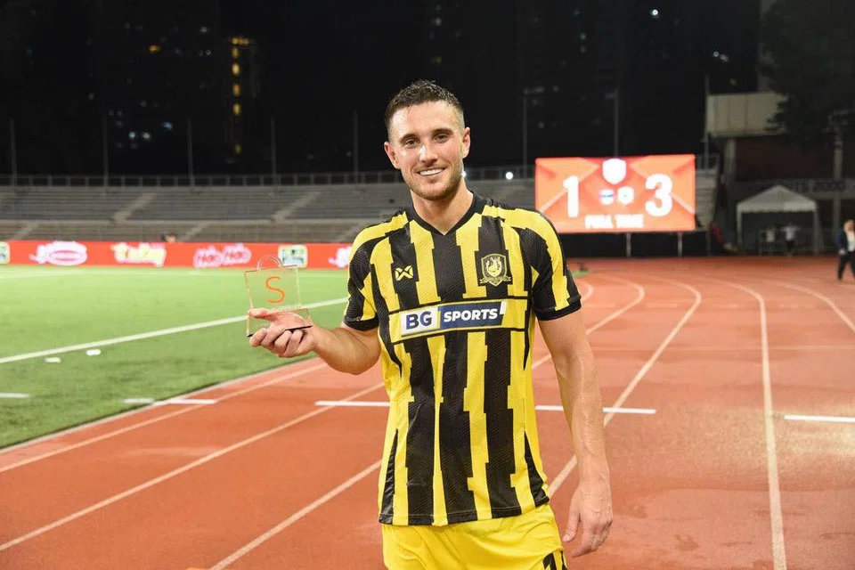 Pemain pertahanan BG Tampines Rovers, Dylan Fox, memenangi pemain terbaik  untuk perlawanan itu. 