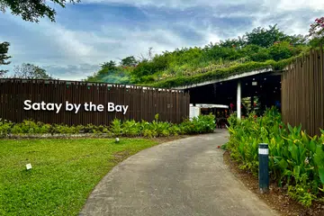 PUSAT PENJAJA: Satay by the Bay, yang dibuka pada 2013, akan digantikan dengan sebuah blok makanan dua tingkat yang baharu.