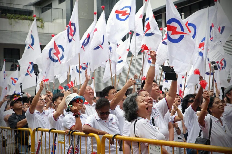 pap, penyokong, parti pemerintah
