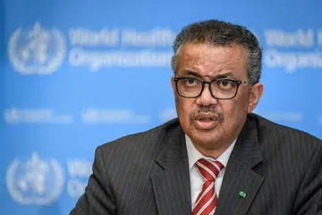 Ketua WHO Tedros Adhanom Ghebreyesus berkata orang muda juga boleh jatuh sakit atau meninggal dunia akibat koronavirus.