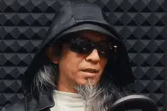 Pelawak Saiful Apek, 56 tahun, mengakui dirinya adalah individu ditahan polis dalam video yang tular sejak 29 April.