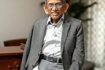 ENCIK YUSNOR EF: Diiktiraf Anugerah Jauhari Pencapaian Sepanjang Hayat.