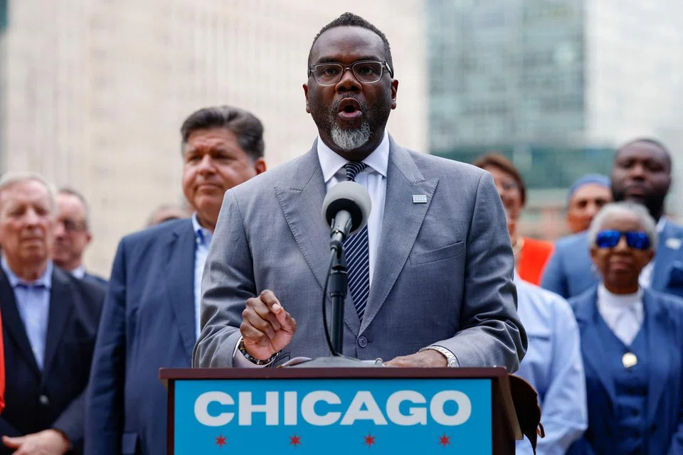 Trump, Chicago, pendatang, haram