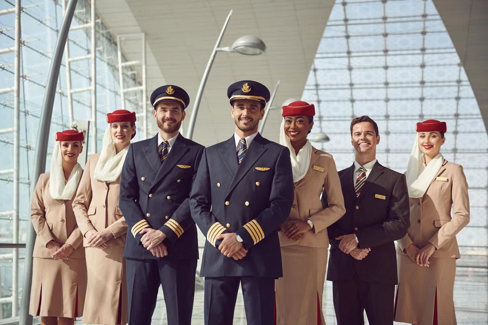 INGIN PENUHI PERMINTAAN: Syarikat penerbangan Emirates sedang meningkatkan usaha merekrut juruterbang di Singapura untuk memenuhi lonjakan permintaan pelanggan yang tinggi. 