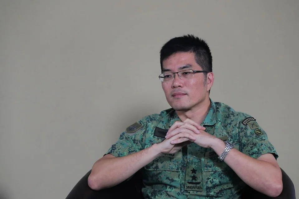 CADANG PENINGKATAN: Panglima Pasukan Pertahanan Melvyn Ong mendedahkan bahawa satu semakan luar berhubung kematian seorang NSF 19 tahun menyarankan peningkatan dalam dua bidang tumpuan utama iaitu pencegahan dan respons terhadap strok haba.