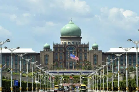 Putrajaya turut menjadi bandar tarikan pelancong domestik dan antarabangsa.
