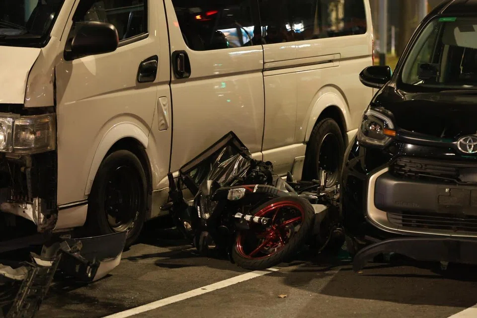 hospital, kemalangan Woodlands, kemalangan 3 kenderaan, Woodlands Avenue 6