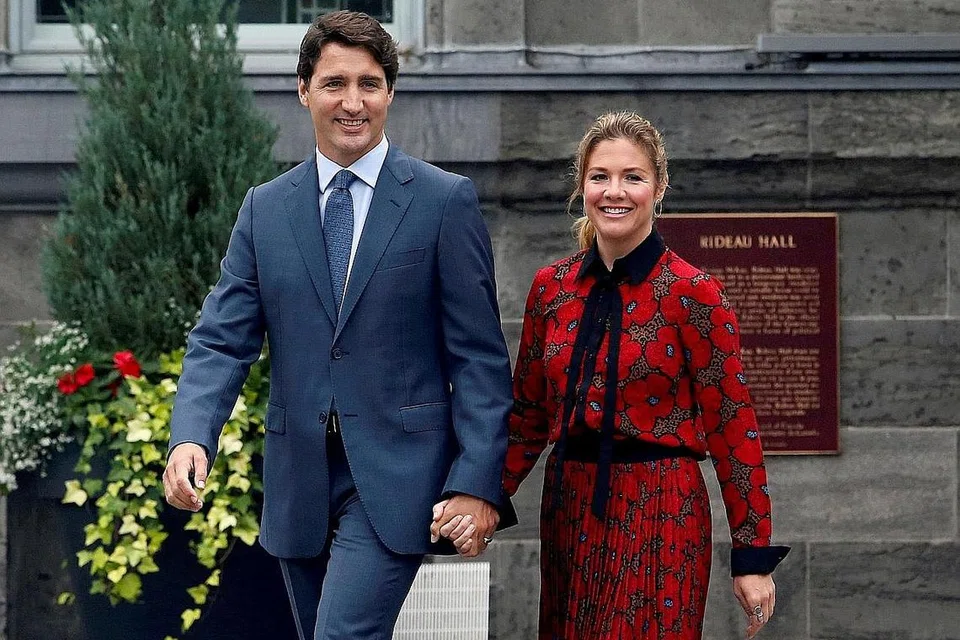 ISTERI PM CANADA PUN TERKENA: Cik Sophie Gregoire Trudeau, isteri Perdana Menteri Canada Justin Trudeau, disahkan dijangkiti Covid-19 pada 12 Mac. Hal ini memaksa Encik Trudeau bekerja dari rumahnya di Rideau Cottage di Ottawa, Ontario. - Foto-foto REUTERS