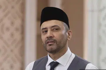 Edika Yusof, nafi curang, Edika sah bercerai