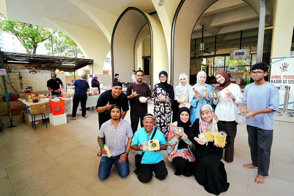 Kaki Makan, bazar Ramadan, Masjid Al-Islah