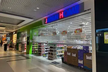 Cawangan Japan Home di Westgate dilihat sedang menjalankan kegiatanpemeriksaan stok selama dua hari pada 19 Ogos.