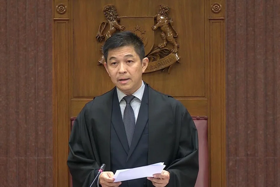 HUBUNGAN TIDAK WAJAR: Speaker Parlimen, Encik Tan Chuan-Jin telah meletakkan jawatan pada Isnin.