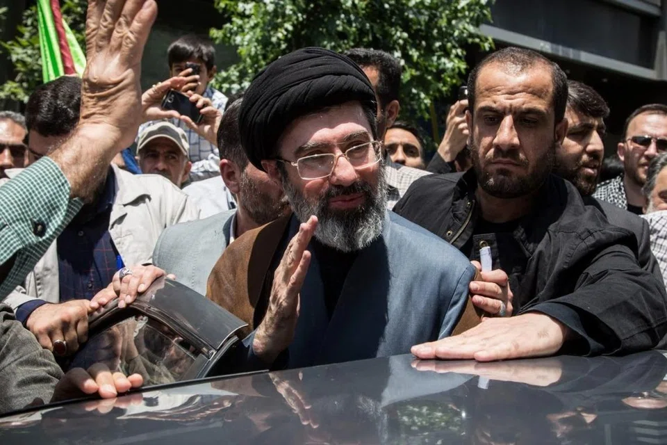 Mojtaba Khamenei, pemimpin tertinggi iran