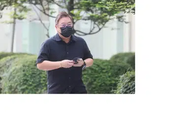 Collin Chiew menghadapi lima pertuduhan rasuah dan pertuduhan pengubahan wang haram.
