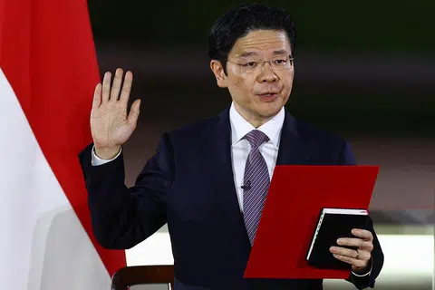 Perdana Menteri, Encik Lawrence Wong, mengangkat sumpah dalam satu majlis yang berlangsung di Istana pada 15 Mei.