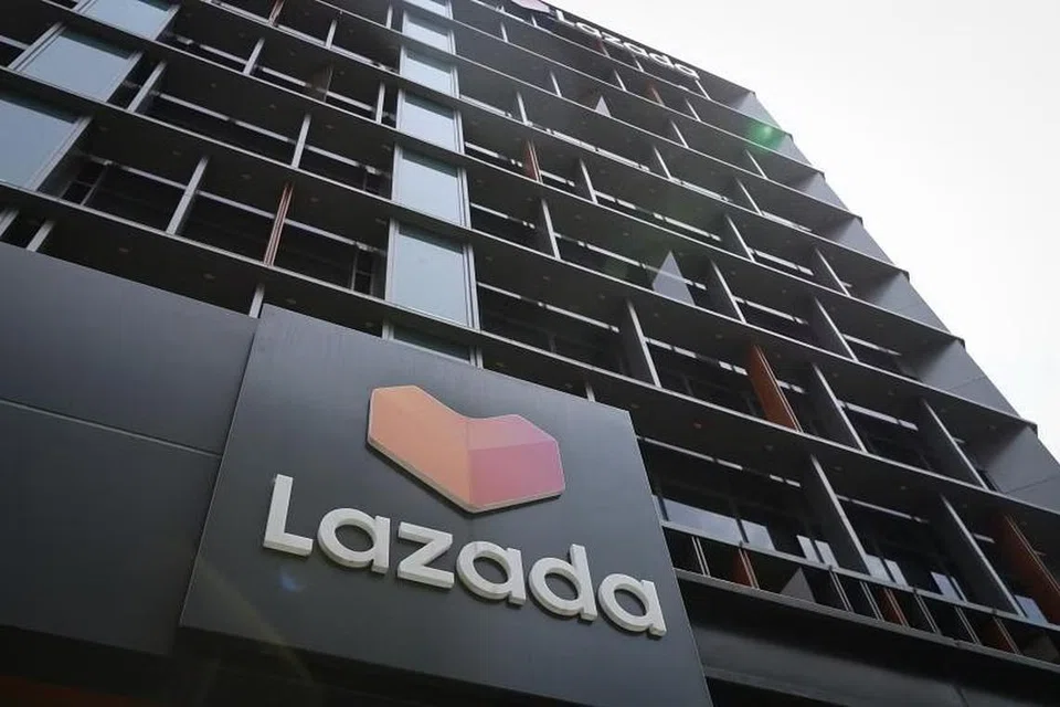 HAK PEKERJA: Pekerja syarikat e-dagang, Lazada, dilaporkan telah diberhentikan kerja secara tiba-tiba antara 3 Januari hingga 5 Januari.
