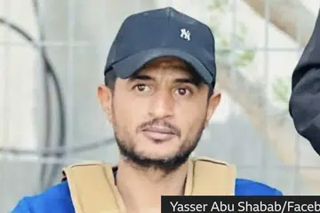 Yasser Abu Shabab mengetuai militia, Popular Forces, yang berpusat di Rafah, Gaza.