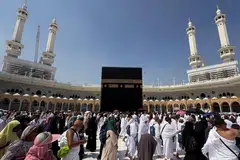 Rakyat Singapura yang kini berada di Arab Saudi diminta mematuhi nasihat rasmi pihak berkuasa tempatan serta terus berhubung dengan ejen pelancongan dan syarikat penerbangan masing-masing, kata MUIS.