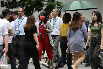 Prospek pekerjaan bersih (NEO) yang bertambah baik dalam sektor kewangan dan hartanah, serta sektor tenaga dan perbekalan, membantu mengurangkan sentimen pengambilan pekerja yang merosot. 