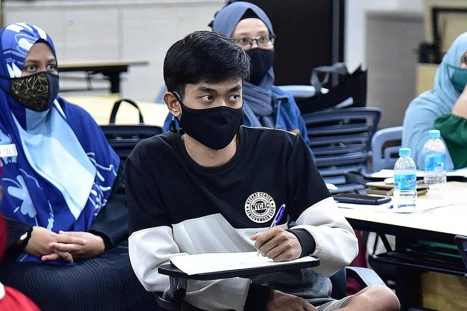 INGIN SINGAPURA LEBIH INKLUSIF: Encik Ismail kini menjadi jurulatih bagi relawan baru bersama Projek Masyarakat Reben Kuning. Beliau mahu Singapura menjadi lebih inklusif bagi bekas pesalah dan keluarga mereka. - Foto MUIS