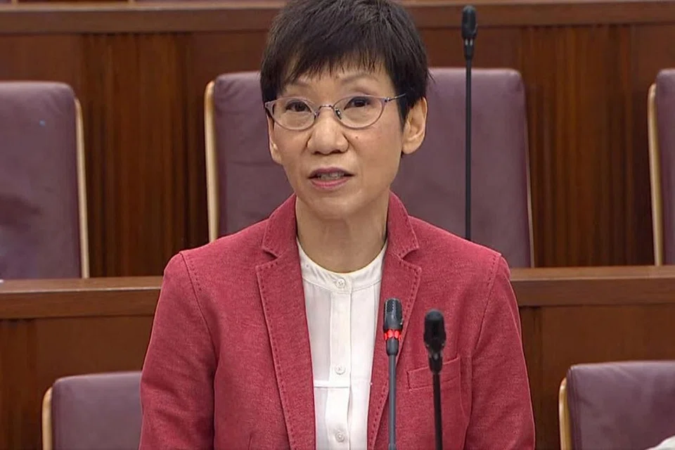 Menteri Kemampanan dan Sekitaran, Cik Grace Fu.