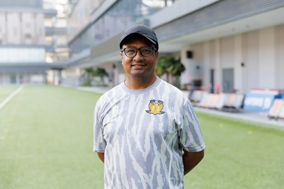 Ketua jurulatih Hougang United, Akbar Nawas, ingin membina semula identiti dan struktur kelab menghadapi musim baharu Liga Perdana Singapura (SPL)