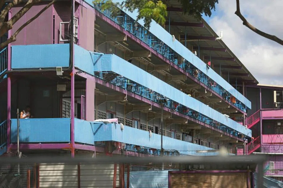 COVID-19: 897 kes baru jangkitan Covid-19 dilaporkan di Singapura sehingga 12 tengah hari 24 April, kebanyakannya melibatkan pekerja asing yang tinggal di asrama.