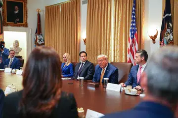 Presiden Amerika Syarikat Encik  Donald Trump memberitahu mesyuarat Kabinet di Rumah Putih pada 8 Julai 2025 bahawa beliau telah meluluskan penghantaran senjata pertahanan ke Ukraine.